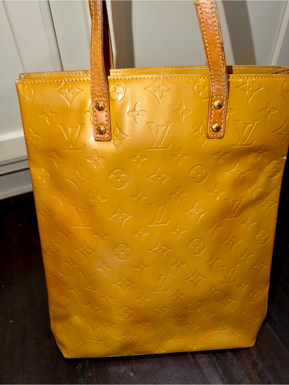 Louis Vuitton Monogram Vernis Reade MM Tote